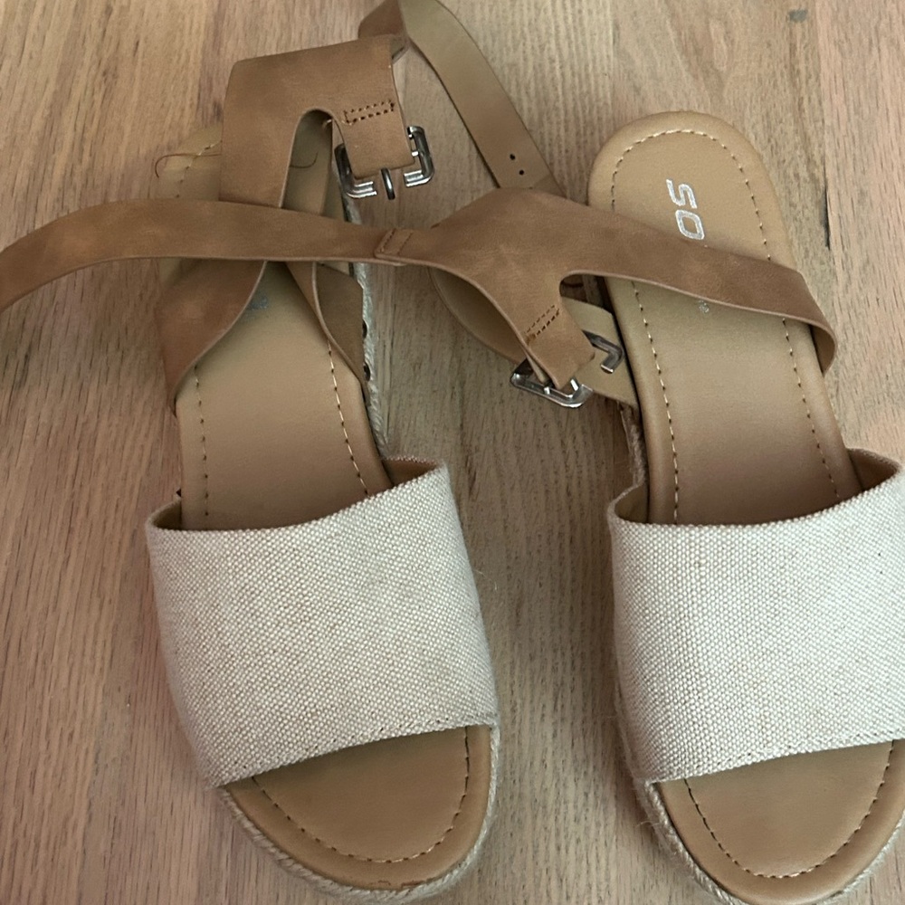 Soda Tan and Cream Women's Sandals